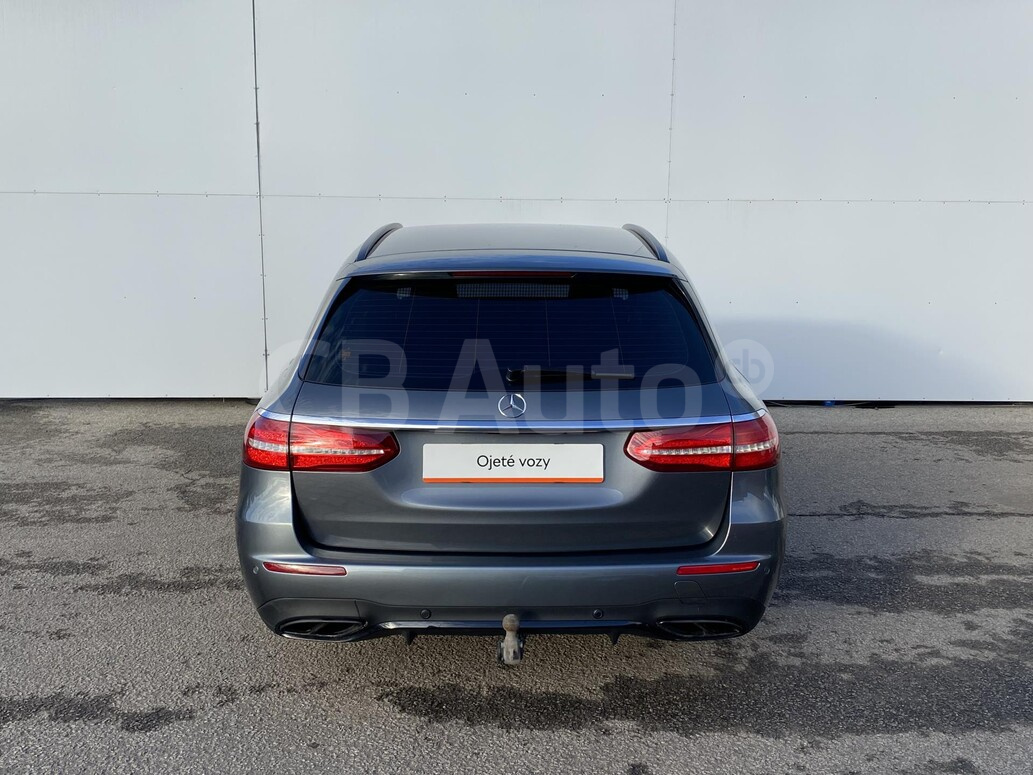 Mercedes-Benz E43