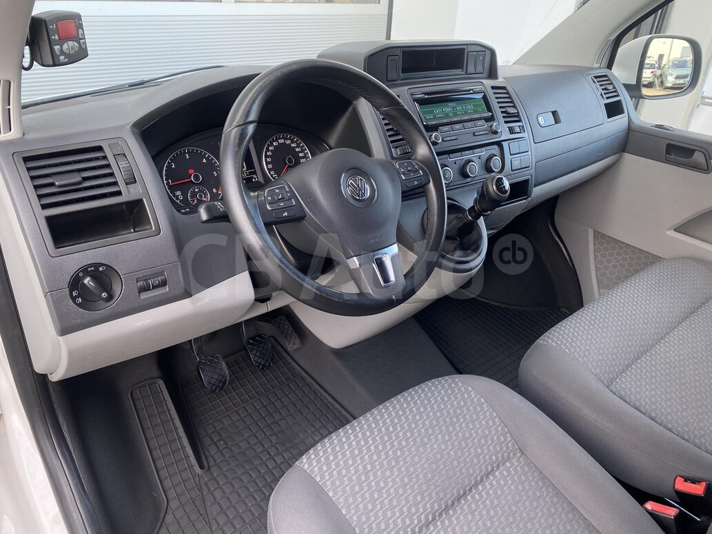 Volkswagen užitkové Transporter - skříňový vůz