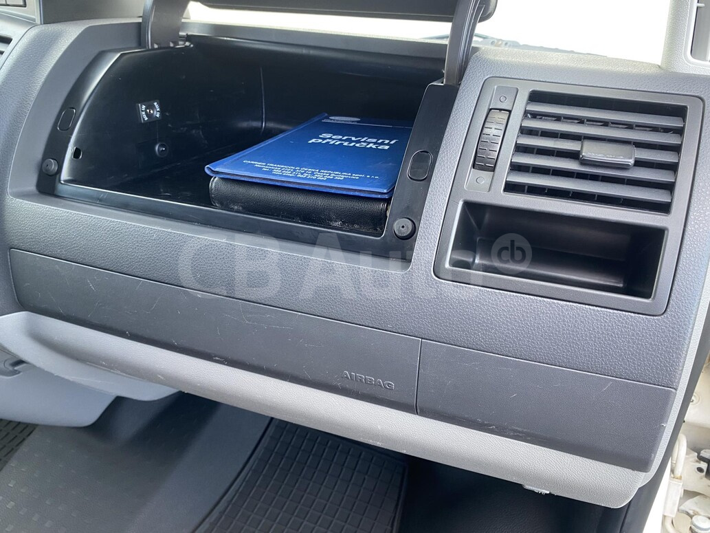 Volkswagen užitkové Transporter - skříňový vůz