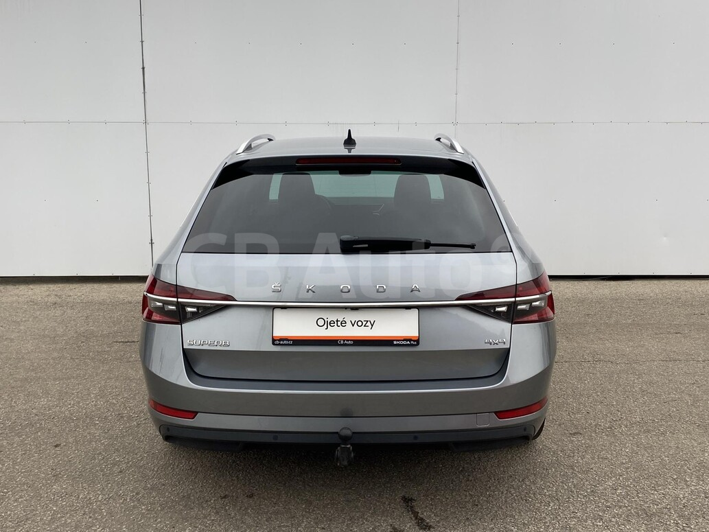 Škoda Superb
