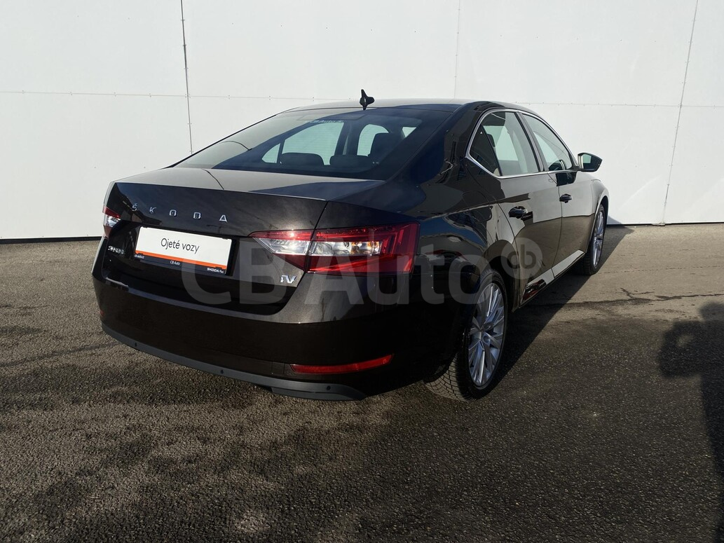 Škoda Superb iV