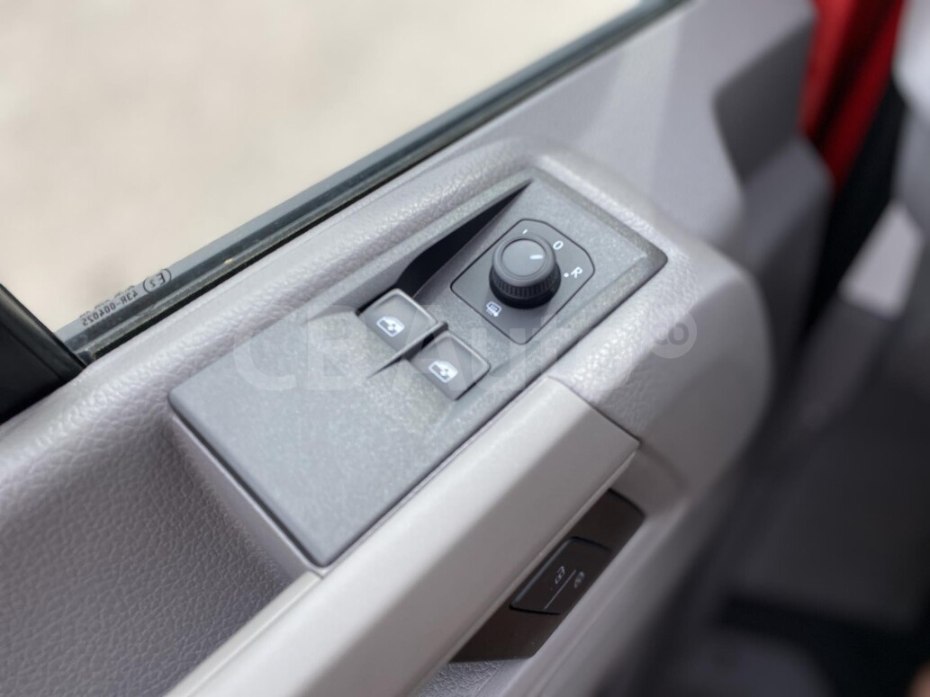 Volkswagen užitkové Crafter - skříňový vůz