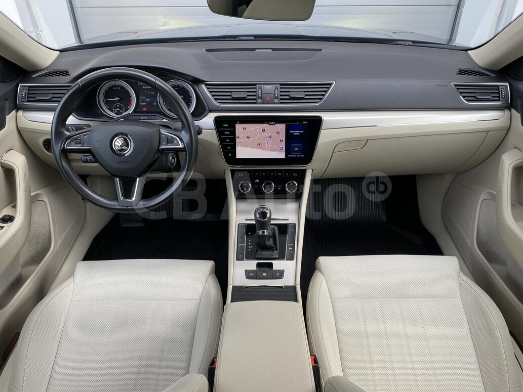 Škoda Superb