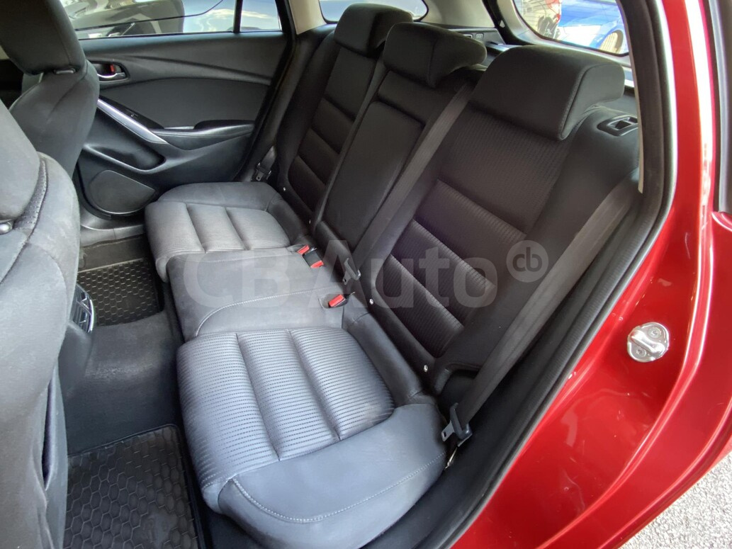 Mazda 6e