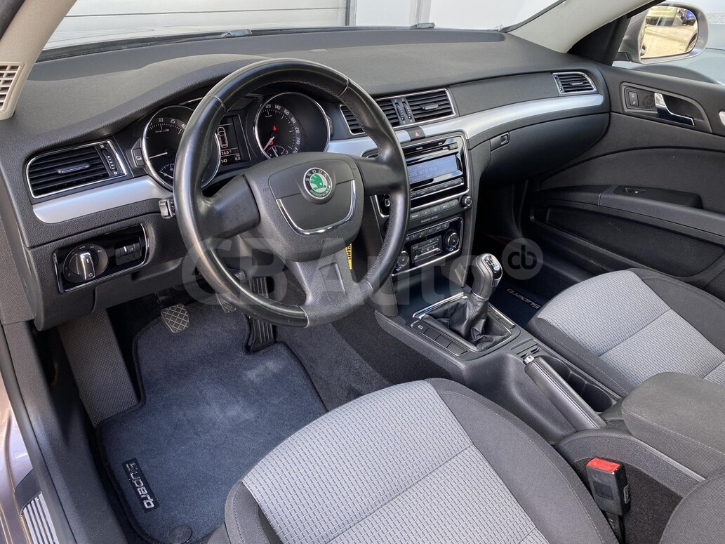 Škoda Superb