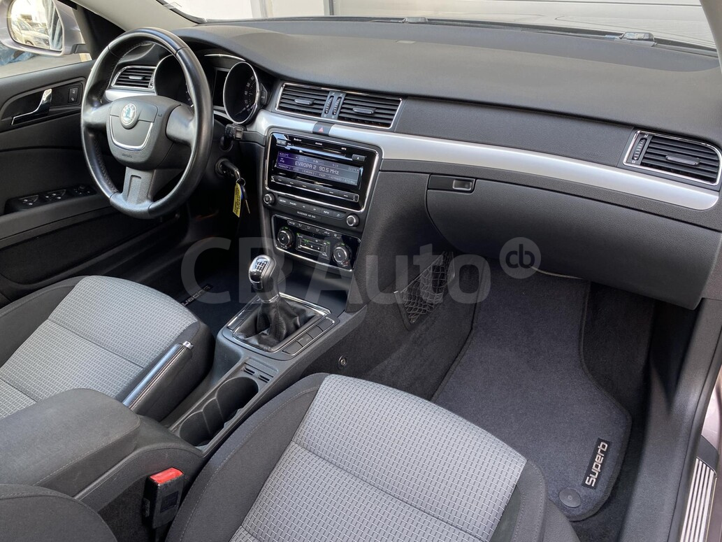 Škoda Superb