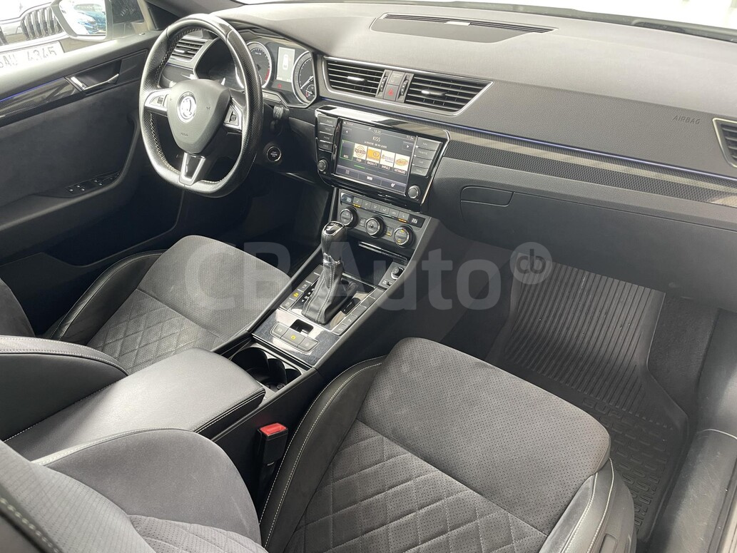 Škoda Superb