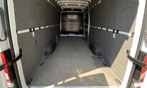Volkswagen užitkové Crafter - skříňový vůz