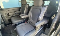 Mercedes-Benz V220