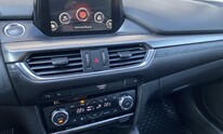 Mazda 6e