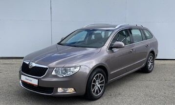 &Scaron;koda Superb